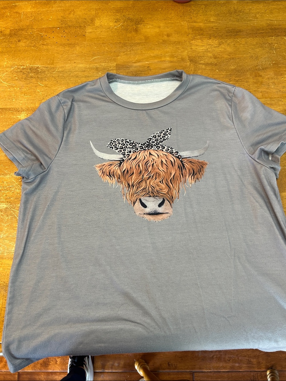 Gray Highland Cow Graphic Tee - Women's Short Sleeve